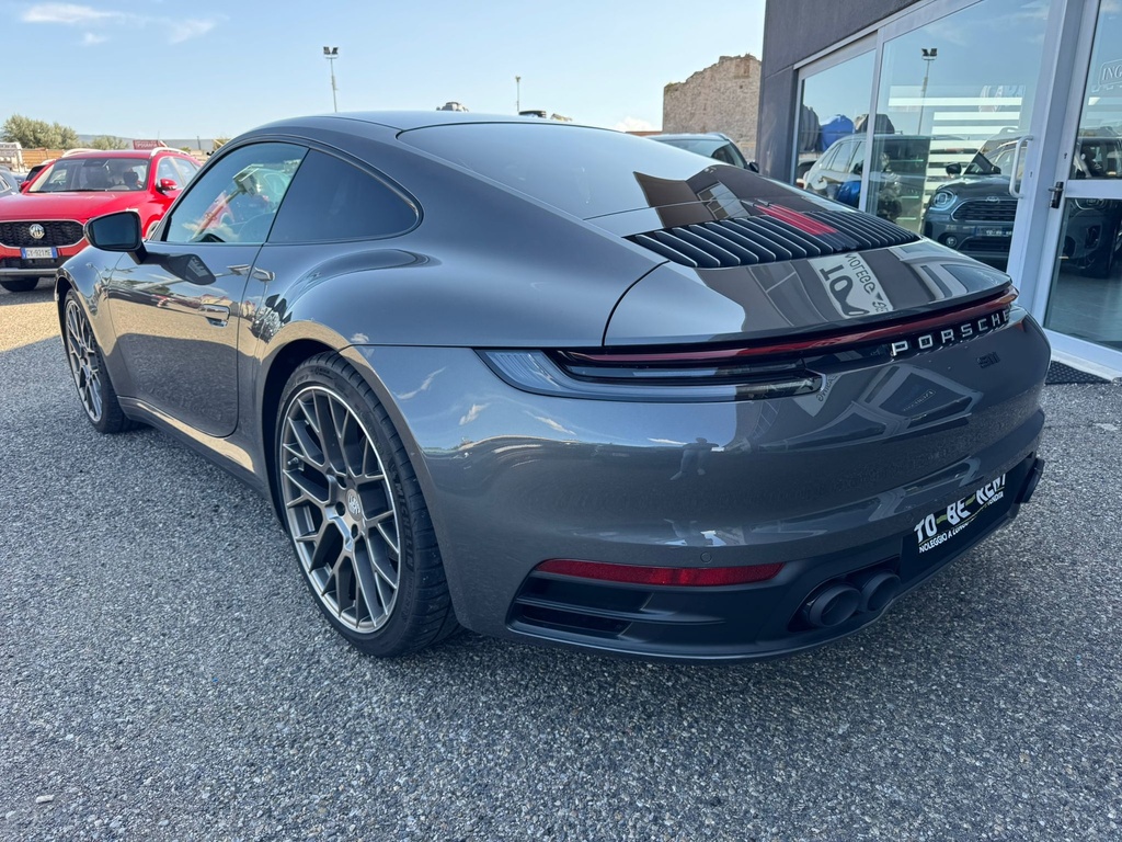 Porsche 911 Carrera 992 Coupe 3.0 Carrera 4 auto