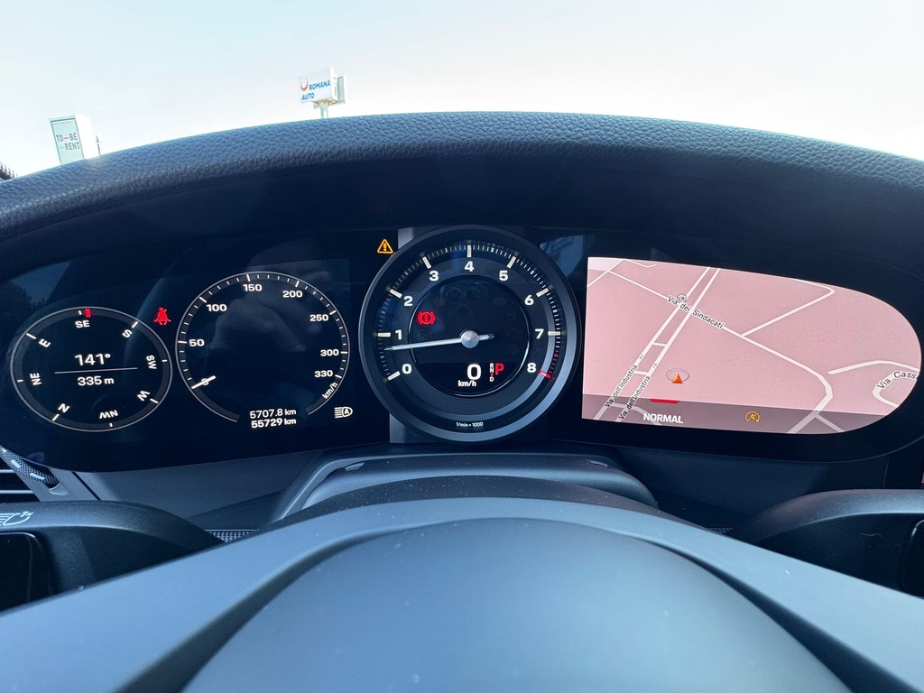 Porsche 911 Carrera 992 Coupe 3.0 Carrera 4 auto