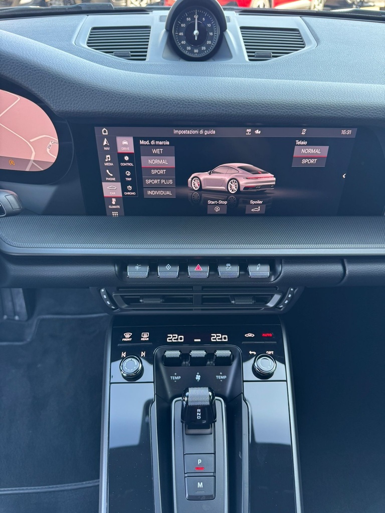 Porsche 911 Carrera 992 Coupe 3.0 Carrera 4 auto