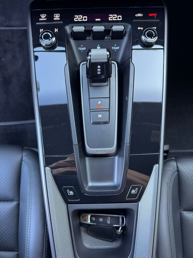 Porsche 911 Carrera 992 Coupe 3.0 Carrera 4 auto