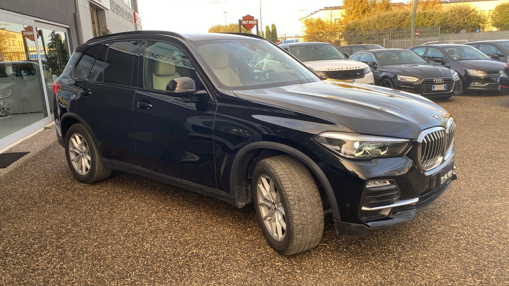 BMW X5 2018 xdrive25d xLine auto