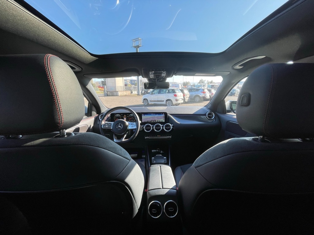 Mercedes-Benz GLA 200 d Premium auto