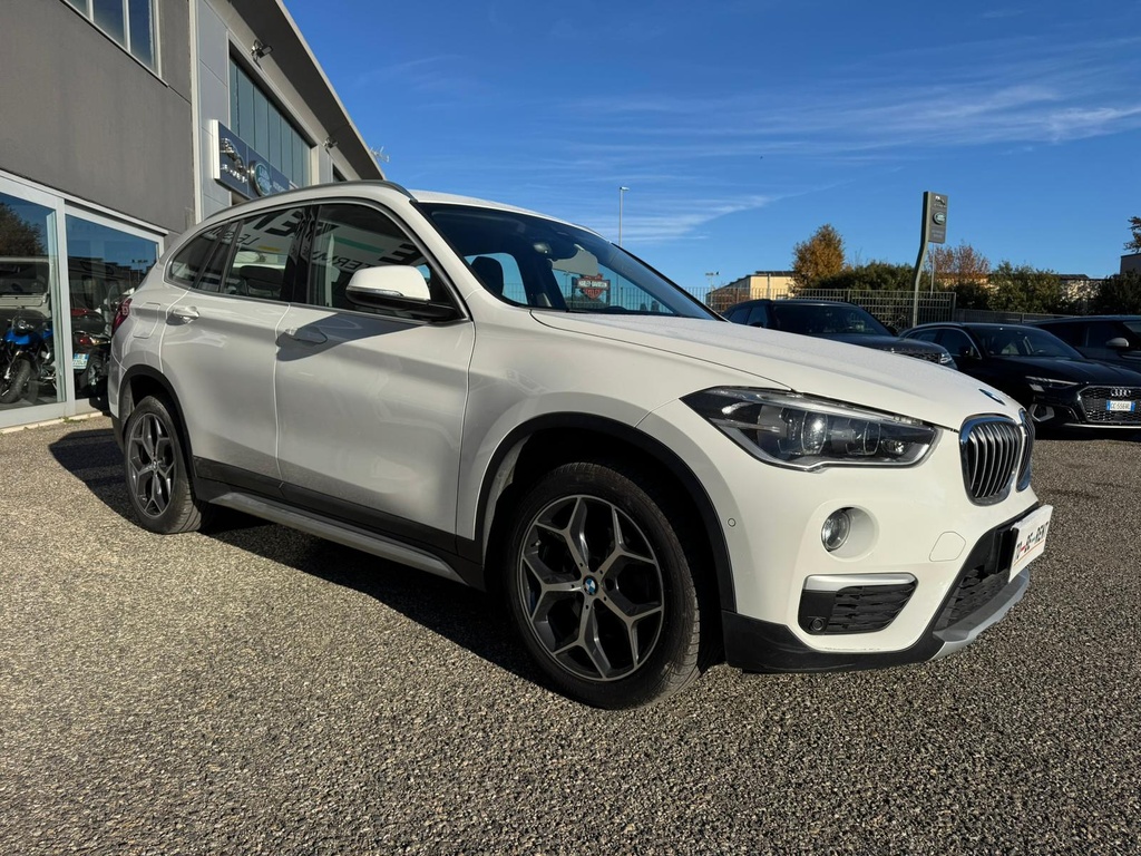 BMW X1 sdrive18d xLine auto my18