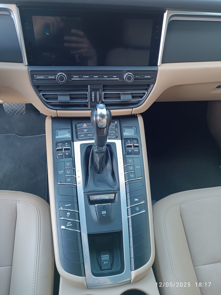 Porsche Macan 2.0 245cv pdk