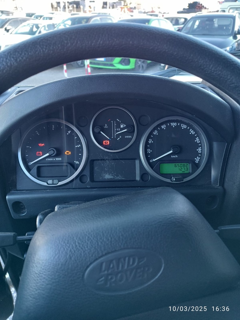 Land Rover Defender 90 2.2 td LE SW