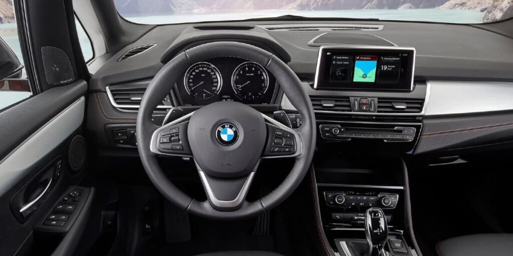 BMW SERIES 2 ACTIVE 218d Luxury Auto