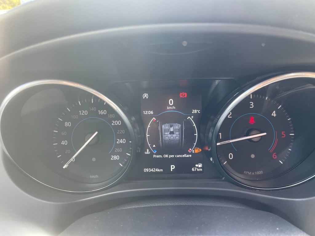 Jaguar F-Pace R-Sport 2.0D AWD 240cv auto my18