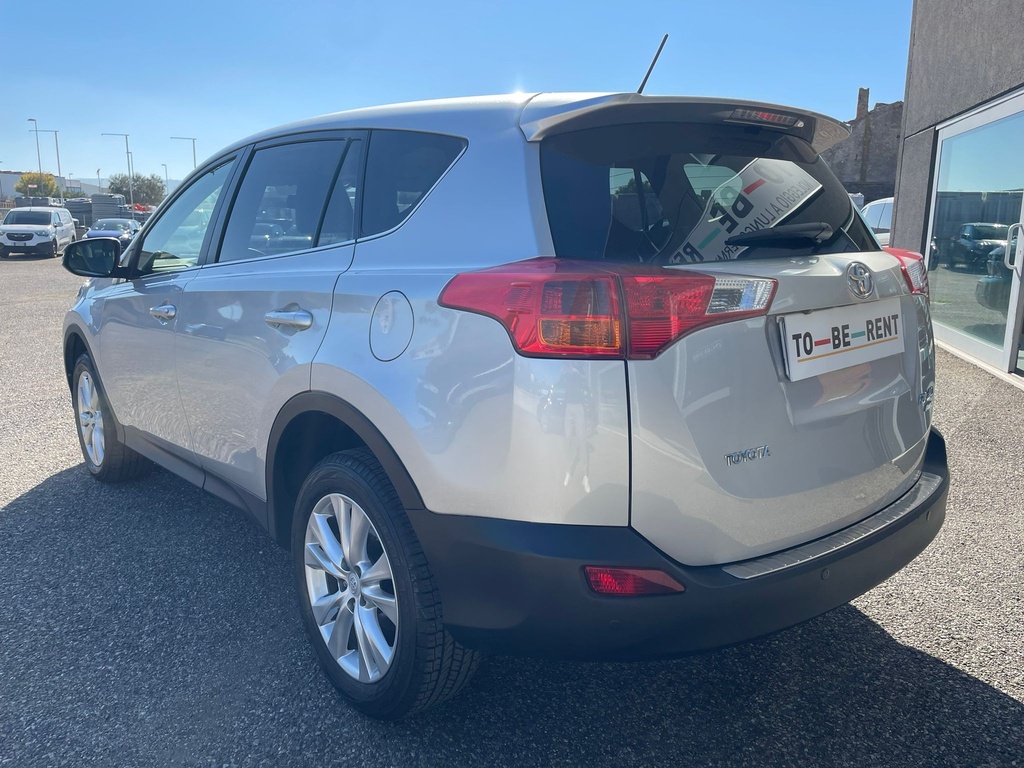 Toyota Rav4 2.2 d-cat Lounge 4wd 150cv auto